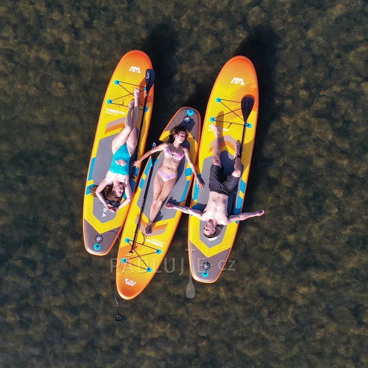 Elektro paddleboardy jsou zde - s elektrickým motorem, paddleboard s motorem
