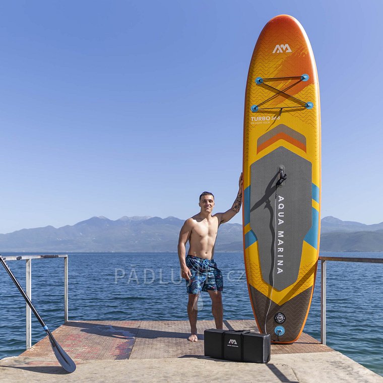 Elektro paddleboardy jsou zde - s elektrickým motorem, paddleboard s motorem
