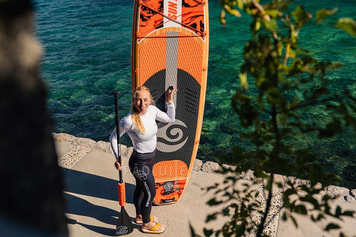 Dámský outfit 4 - oranžová - krátká lycra, tříčtvrteční legíny černé na paddl