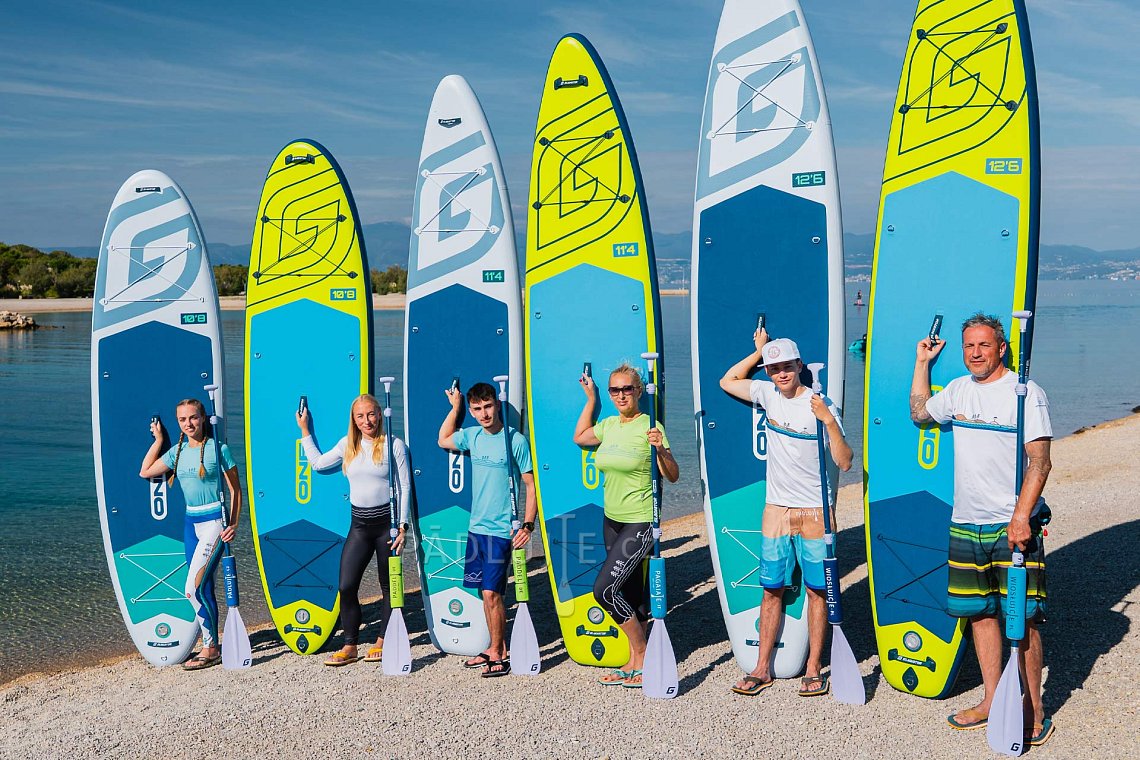 Dámský outfit 7 - neon green - lycra krátký rukáv, legíny černé