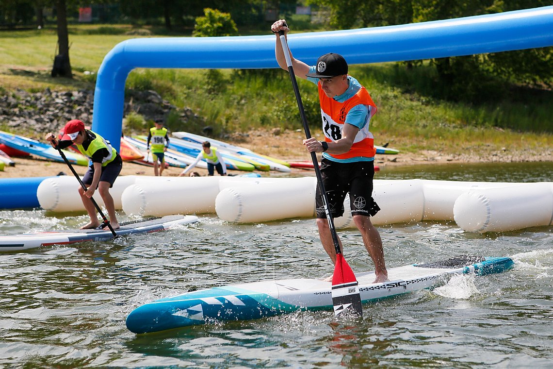 Paddleboardové závody Hostivařská přehrada v Praze - PÁDLUJTE.CZ sportovní klub