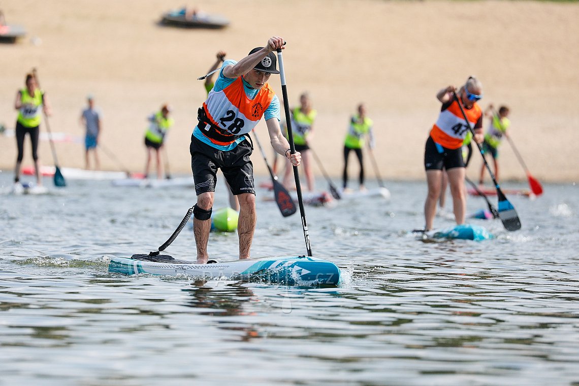 Paddleboardové závody Hostivařská přehrada v Praze - PÁDLUJTE.CZ sportovní klub