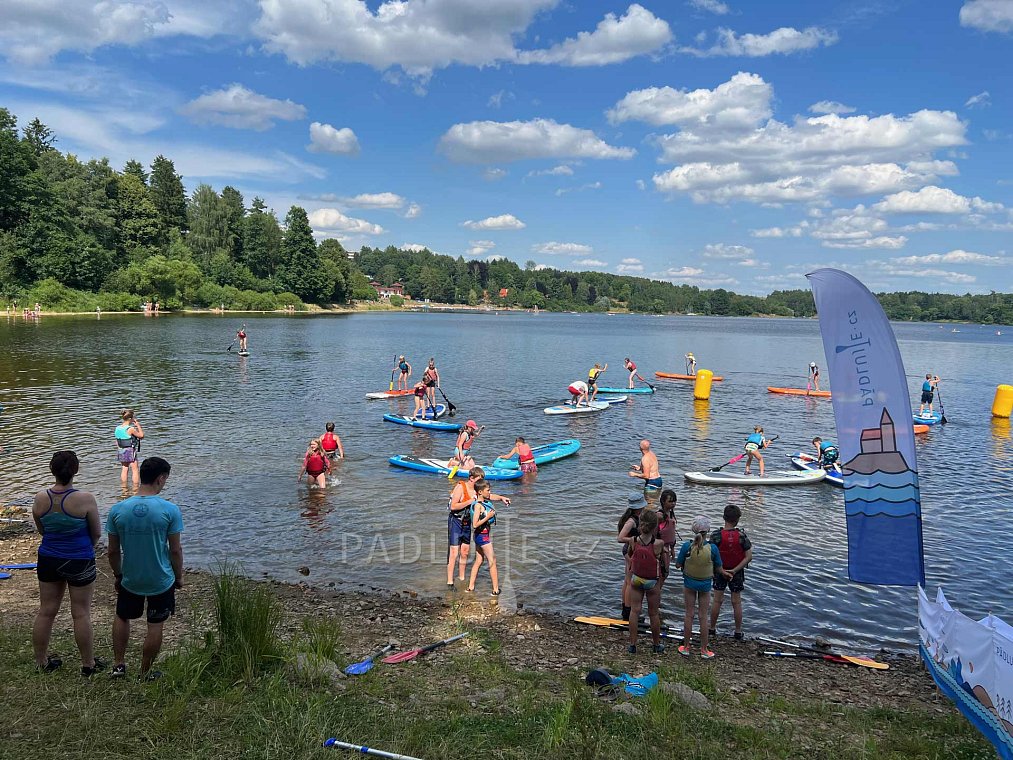 Učíme pardubické vodní skauty pádlovat - PÁDLUJTE.CZ sportovní klub