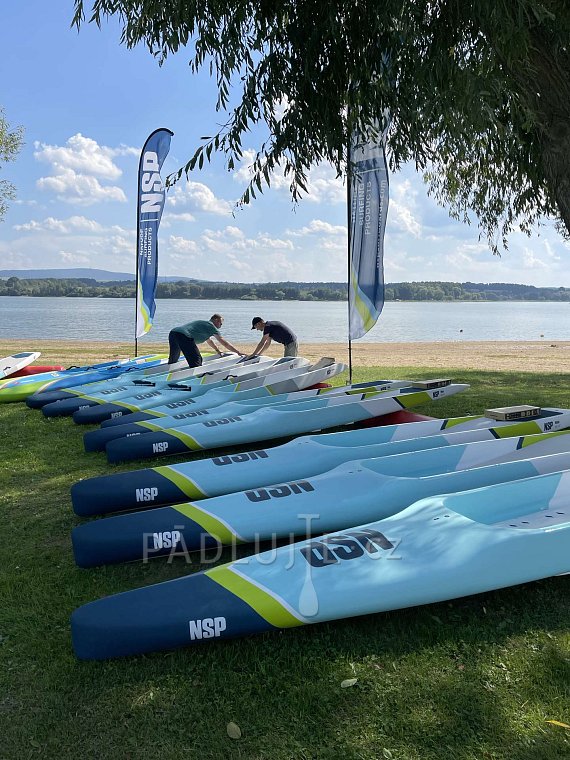 Nové 14' karbonové paddleboardy od značky NSP - PÁDLUJTE.CZ sportovní klub