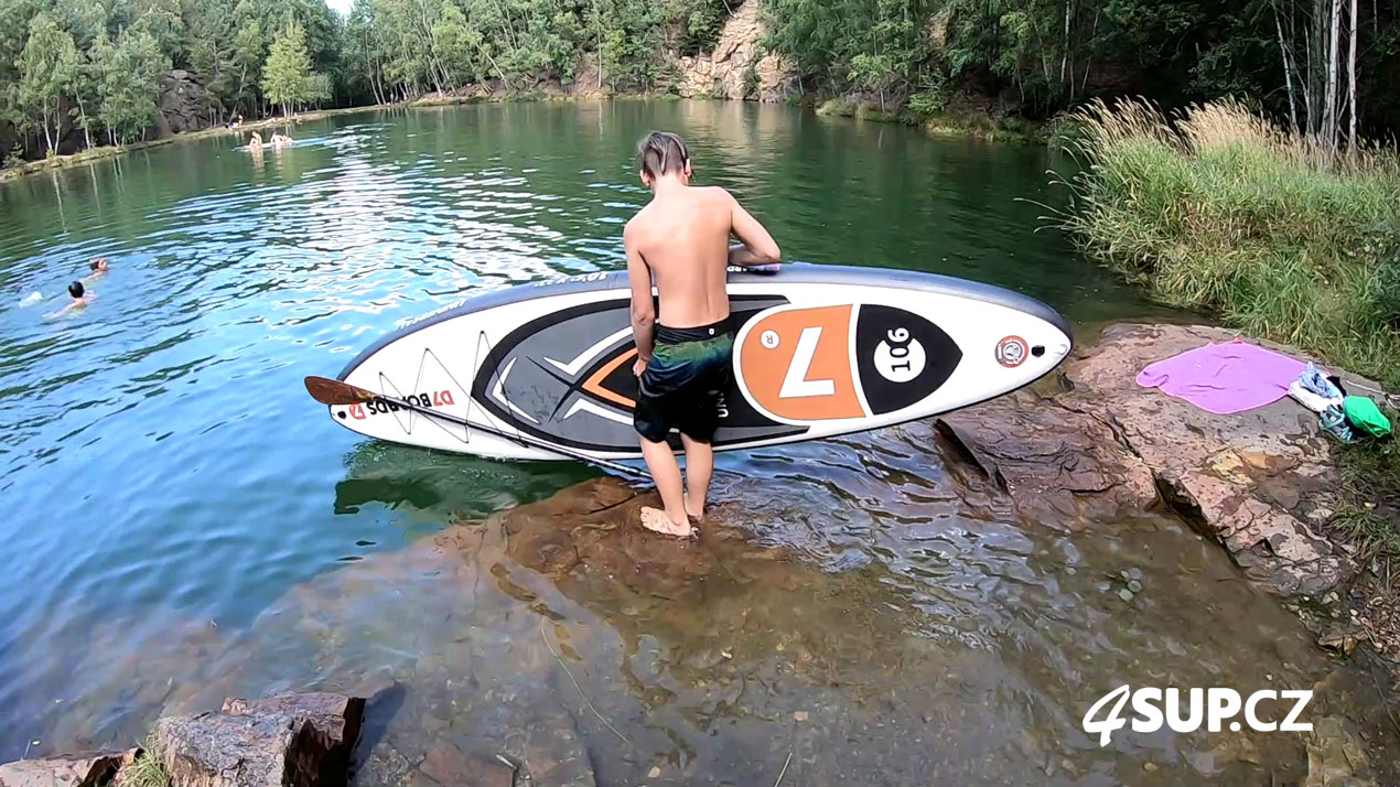 Lom Zámečník u Kamenice nad Lipou na paddleboardech