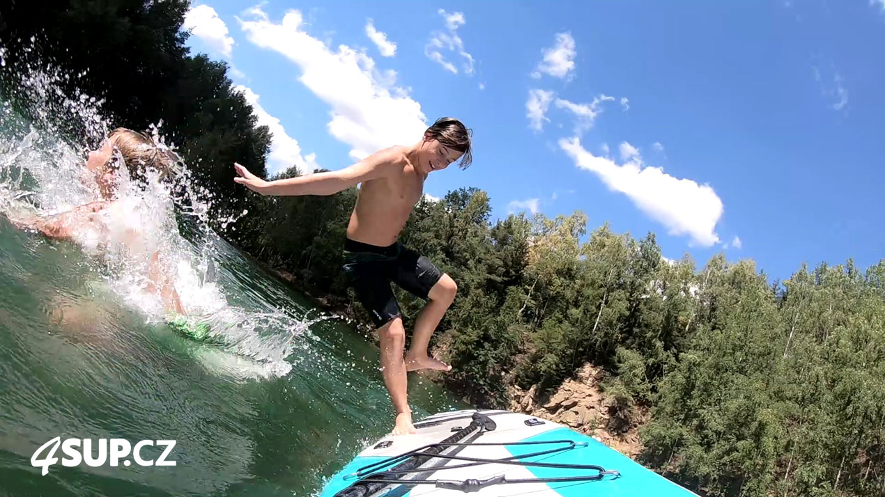 Lom Zámečník u Kamenice nad Lipou na paddleboardech