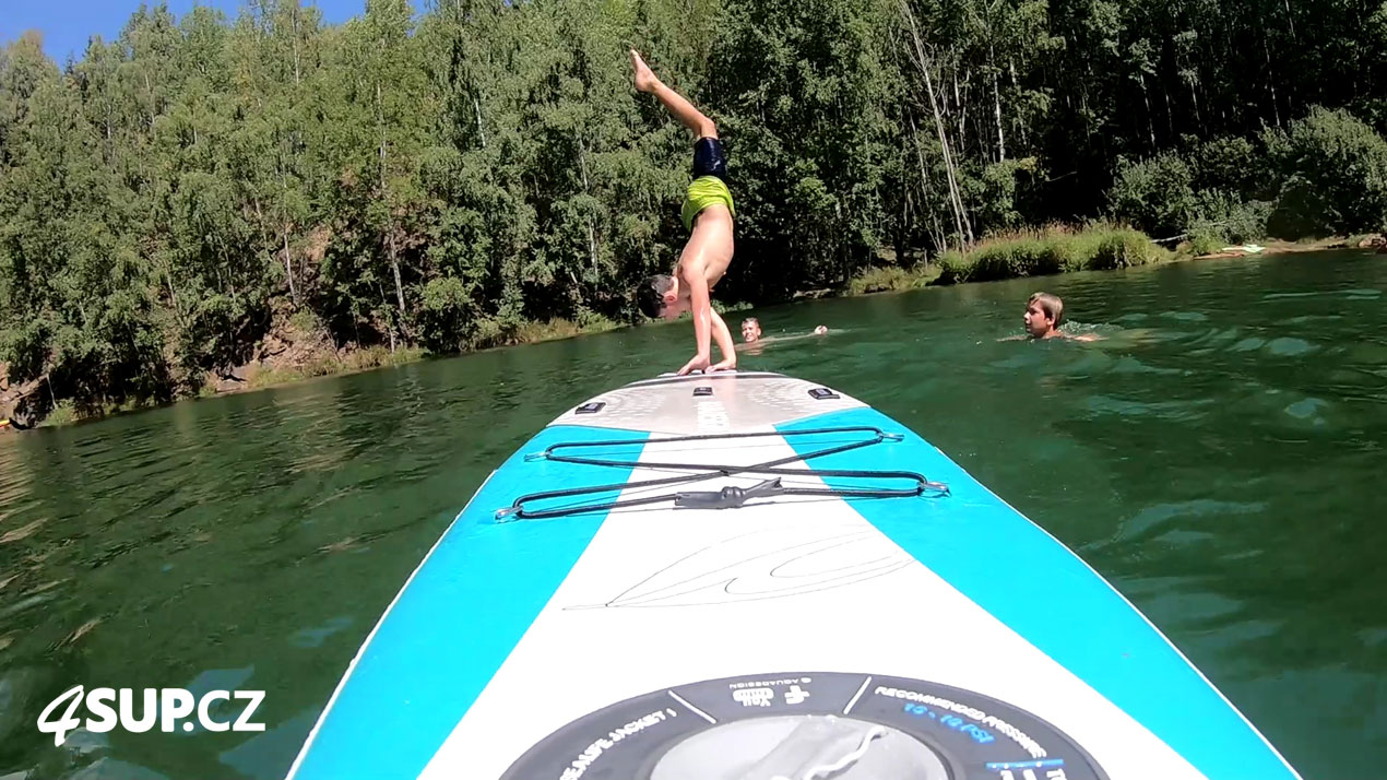 Lom Zámečník u Kamenice nad Lipou na paddleboardech