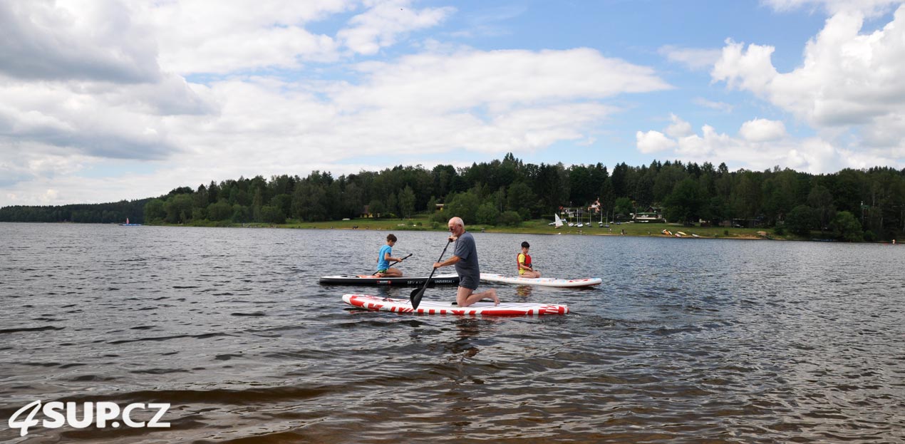 Paddleboarding, sport pro všechny generace - Přehrada Seč na řece Chrudimce - Stand Up Paddling