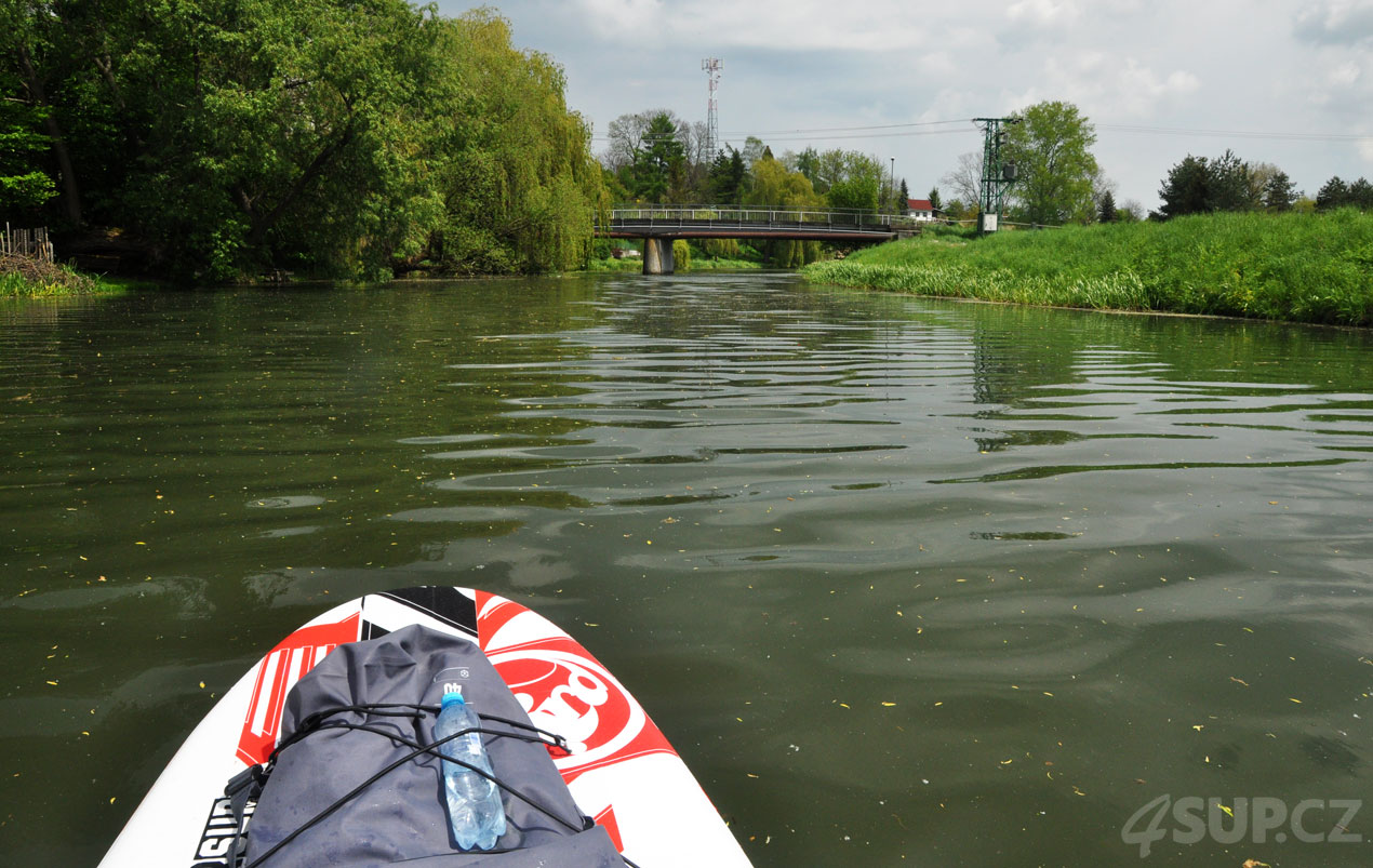 Paddleboard Pardubice výlet Labe - Loučná - most Počáply