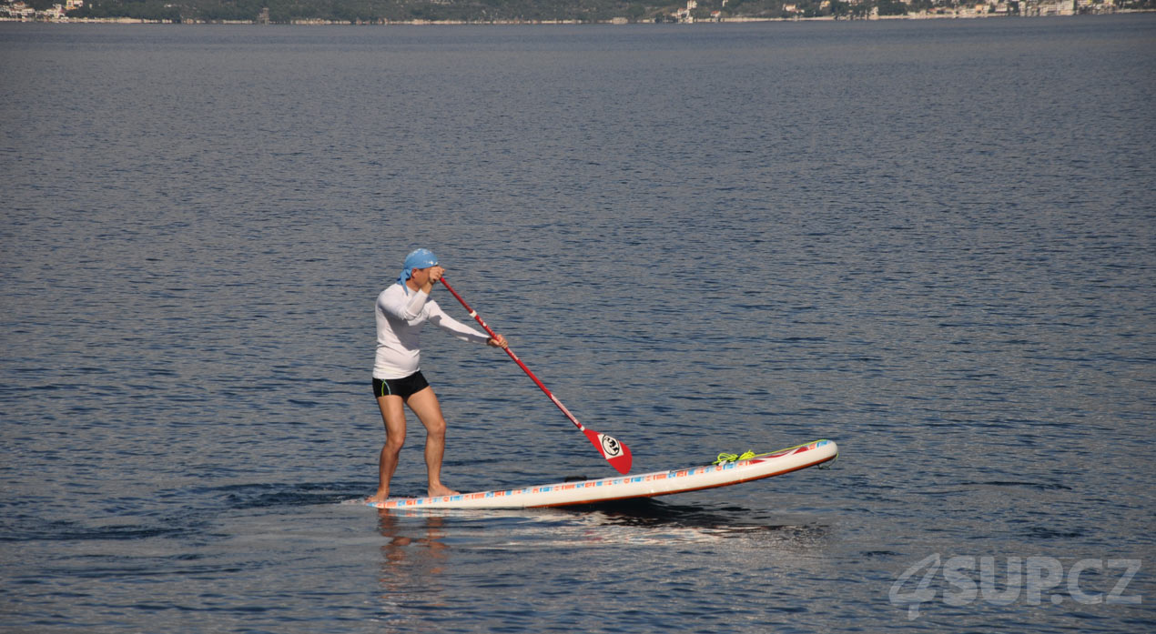 Rychlá otočka na Stand Up Paddleboardu