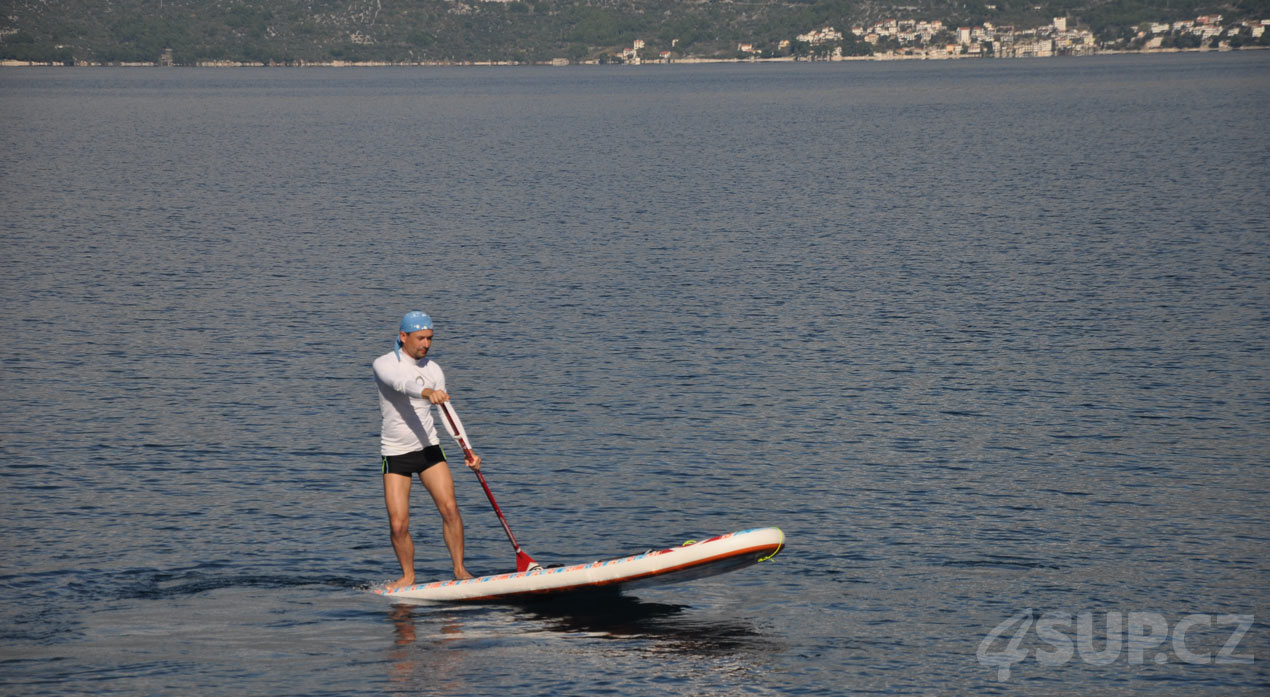 Rychlá otočka na Stand Up Paddleboardu