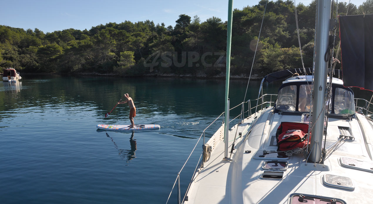 Jachtaření a Stand Up Paddling, paddle board výlet v okolí kotviště