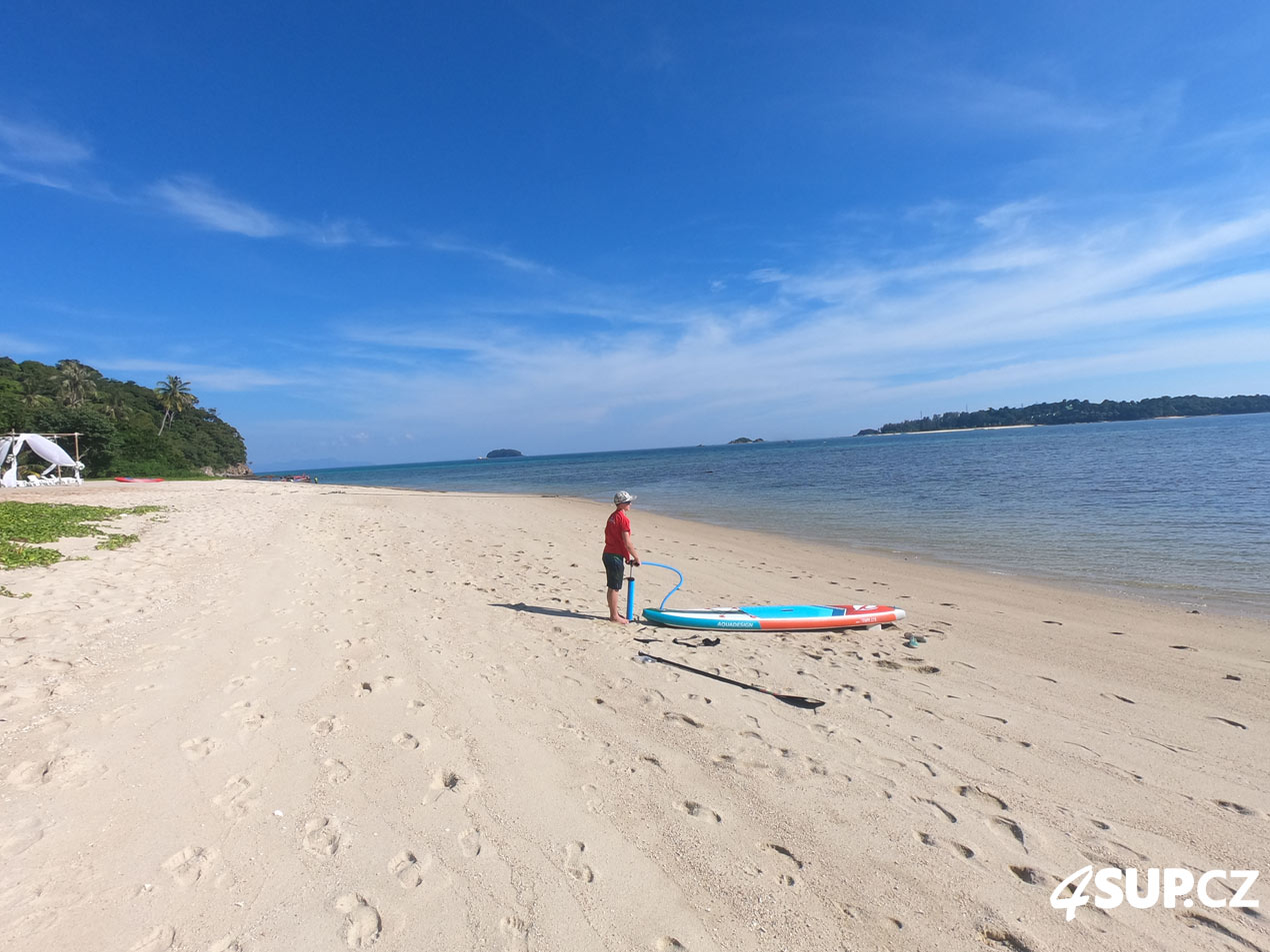 Letadlem na dovolenou s nafukovacím paddleboardem Aquadesign 11'6 Tempo