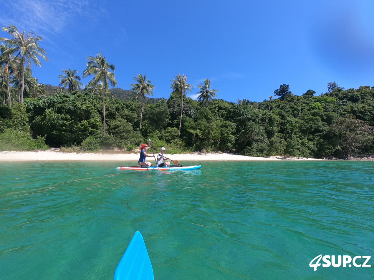 Letadlem na dovolenou s nafukovacím paddleboardem Aquadesign 11'6 Tempo