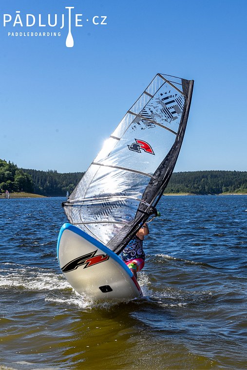 Nafukovací paddleboard a windsurfing F2 Wave 10'5 WindSup