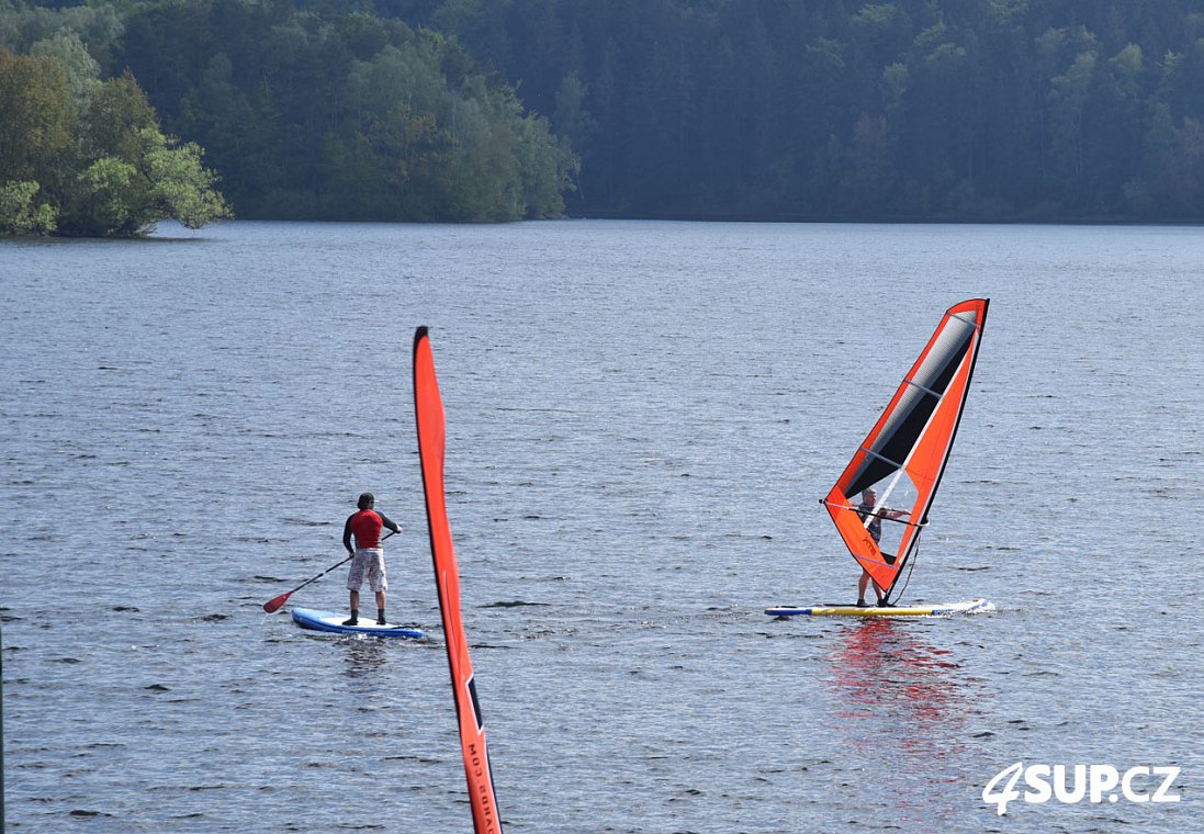 Paddleboard AQUADESIGN 11 JAI se skládací plachtou STX EVOLVE 5,9 m2