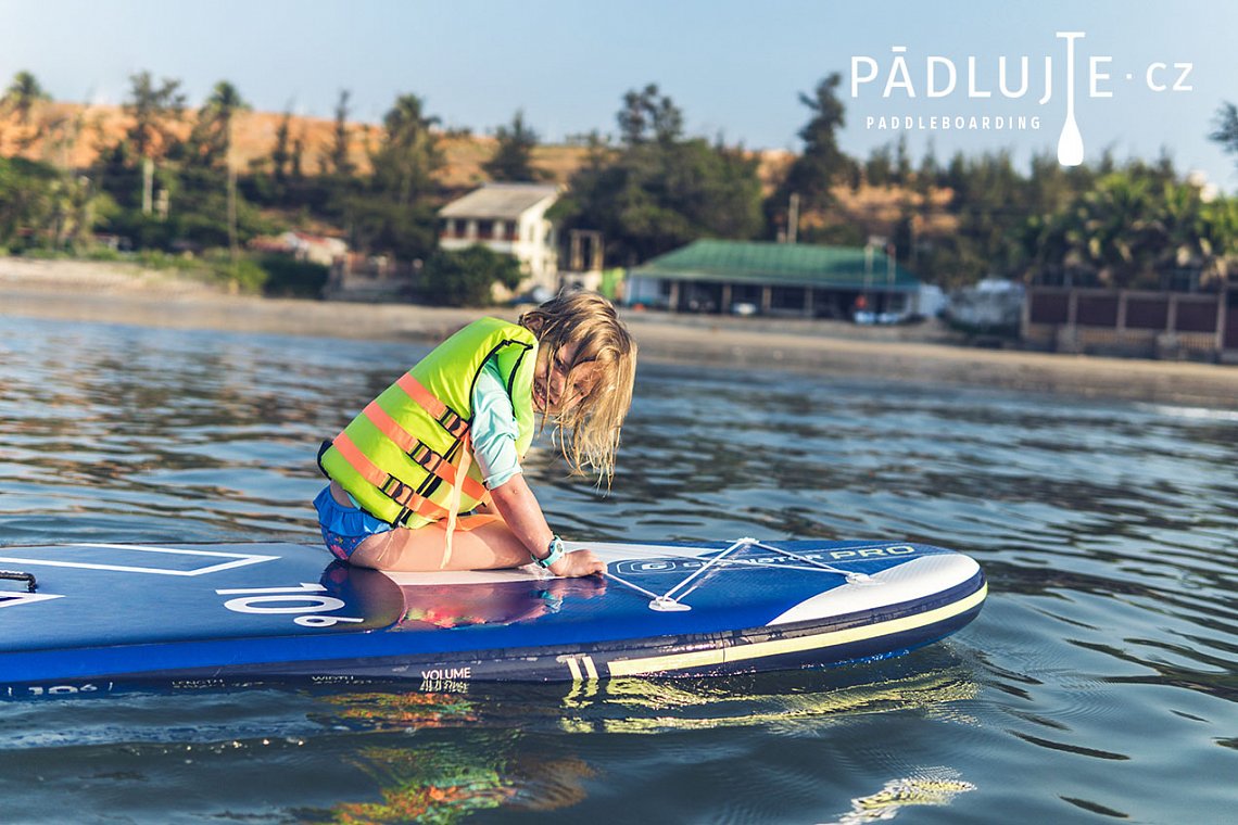 GLADIATOR PRO 10'6 s karbonovým pádlem - nafukovací paddleboard