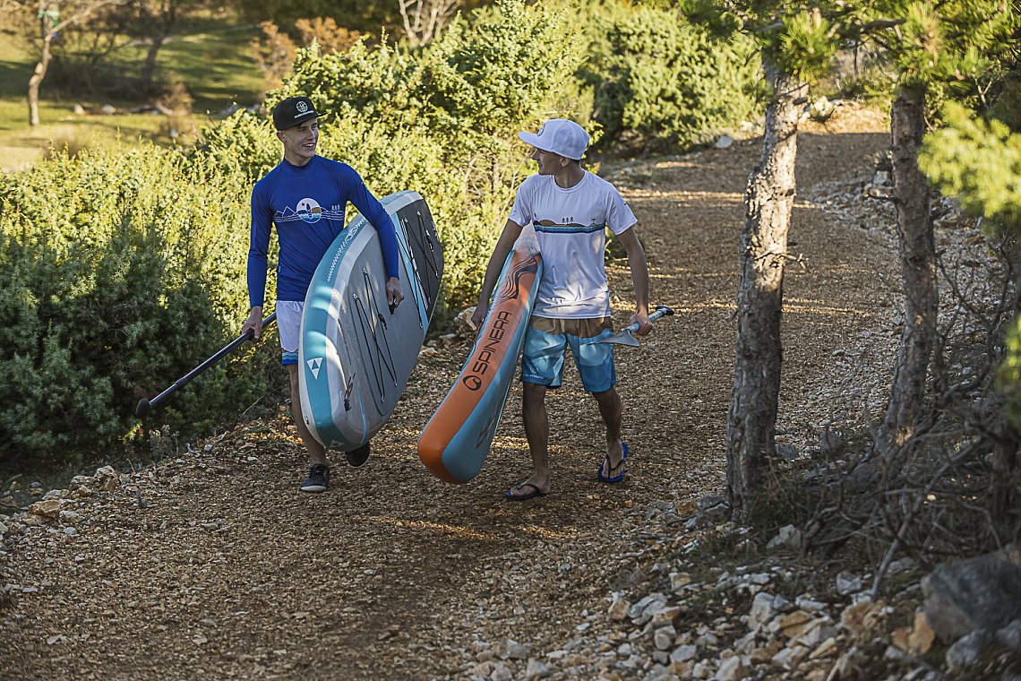 Kšiltovka PADDLEBOARDING bílá/zlaté razítko snapback