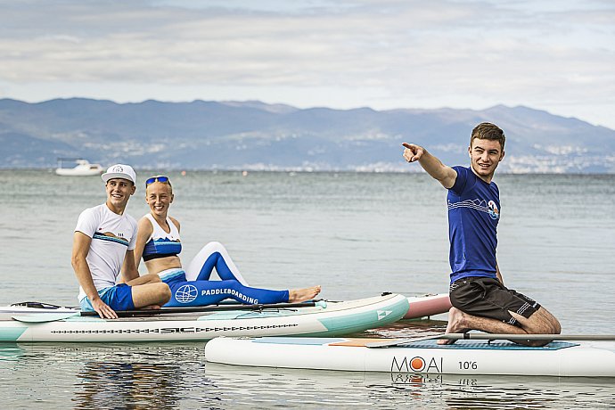 Kšiltovka PADDLEBOARDING bílá/černé razítko snapback