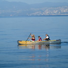 Kanoe AQUA MARINA Tomahawk AIR-C model 2024 - trojmístná nafukovací