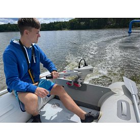Lodní elektrický motor WOLONG ​FLOWSTAR 1,5 kW S - přívěsný s baterií