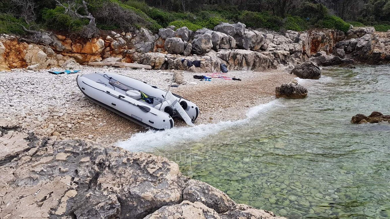 Přívěsný elektrický motor RemigoOne 1000W