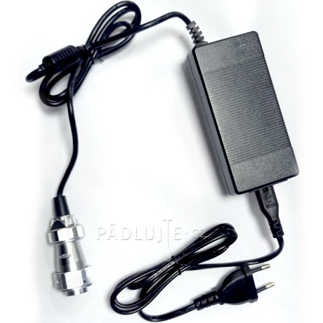 Náhradní nabíječka baterií motoru AQUA MARINA BLUEDRIVE S