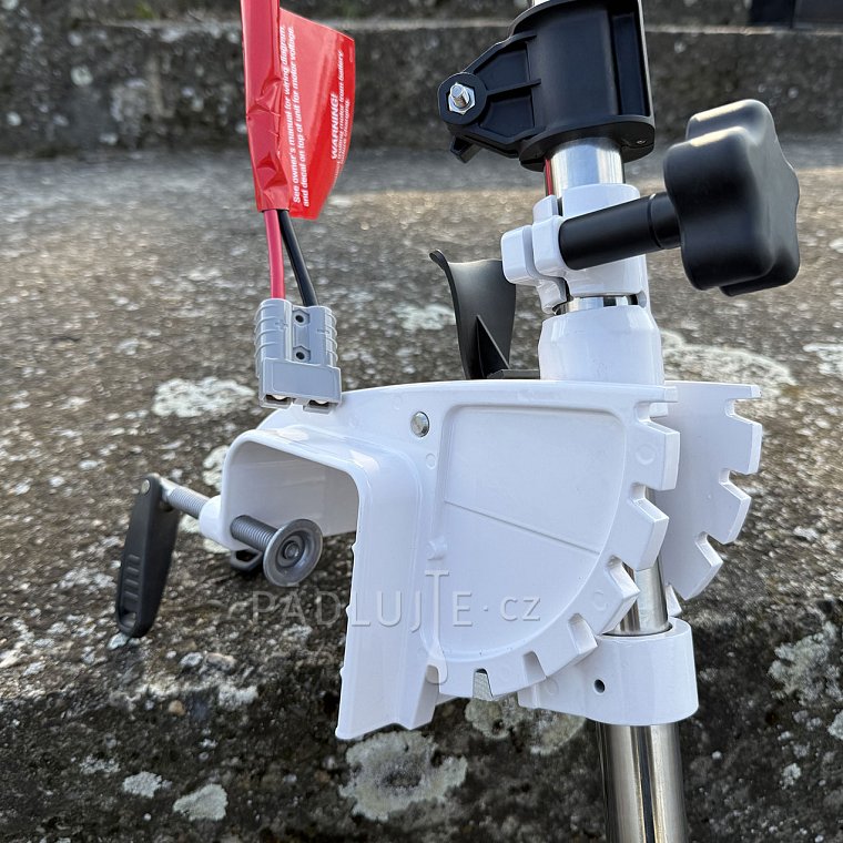 Lodní motor WATERSNAKE ADVANCE 70/36 na 12V